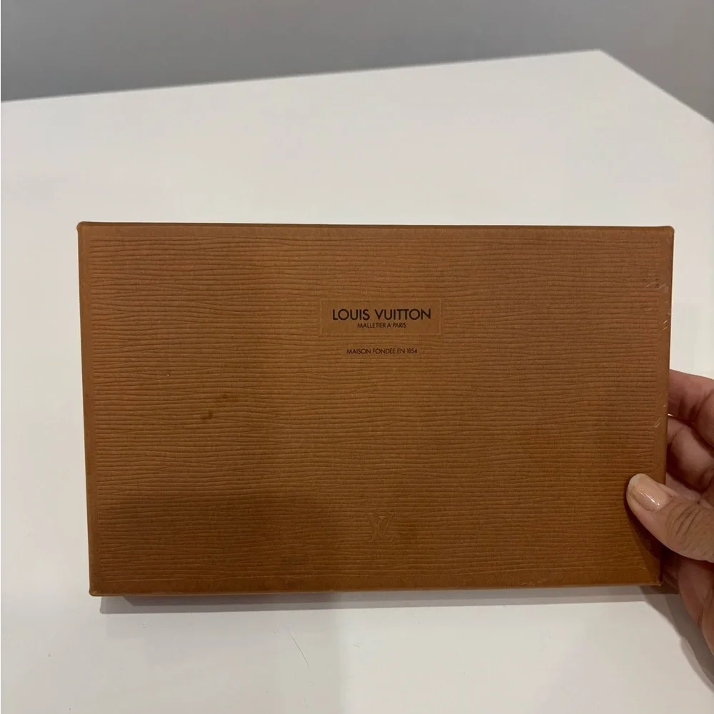 Louis Vuitton Murakami Multicolor White Sarah Wallet Takashi Murakami w/ Box - Picture 16 of 16